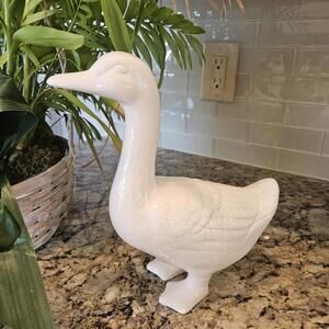 Vintage Midwest Importers Ceramic Cottagecore White Goose 10"x9"